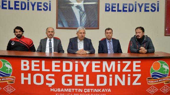 HEM Halk Oyunları Ekibi Belediye Başkanı Sayın Hüsamettin Çetinkaya´yı Ziyaret Etti.