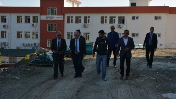 İlçe Kaymakamımız Sayın Hakkı UZUN, Havva Sedat Avcıoğlu Fen Lisesini Ziyaret Etti.