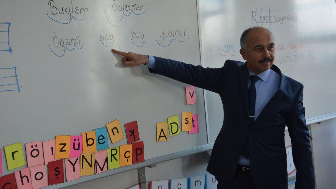 İlçe Milli Eğitim Müdürümüz Sayın Mehmet Ali Girgin, Şube Müdürleri Eşliğinde Okul Ziyaretlerine Devam Ediyor.