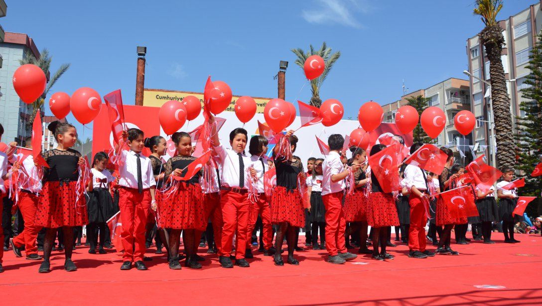 23 Nisan Ulusal Egemenlik ve Çocuk Bayramı Coşkuyla Kutlandı.