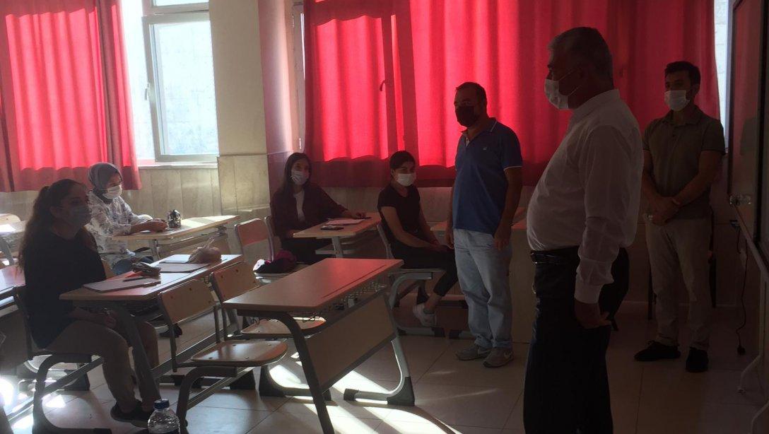 İlçe Milli Eğitim Müdürümüz Sayın Mustafa Aktaş, DYK Kurslarını Ziyaret Etti.