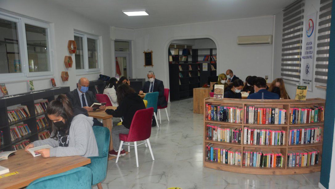 AHENK Projesi Kapsamında Kumluca Gül Çetin Kaur Anadolu Lisesi ve Özel Teknokent Koleji Ziyaret Edildi.