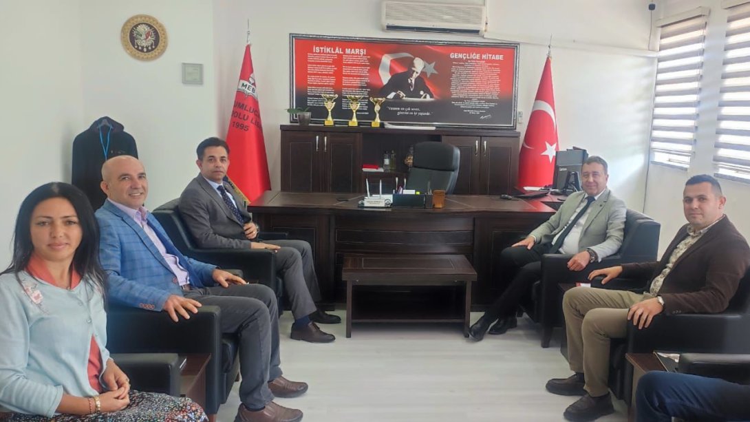 İlçe Milli Eğitim Müdürümüz Sayın Yusuf Tekdemir, İlçemiz Kumluca Anadolu Lisesi'ni ziyaret etti.
