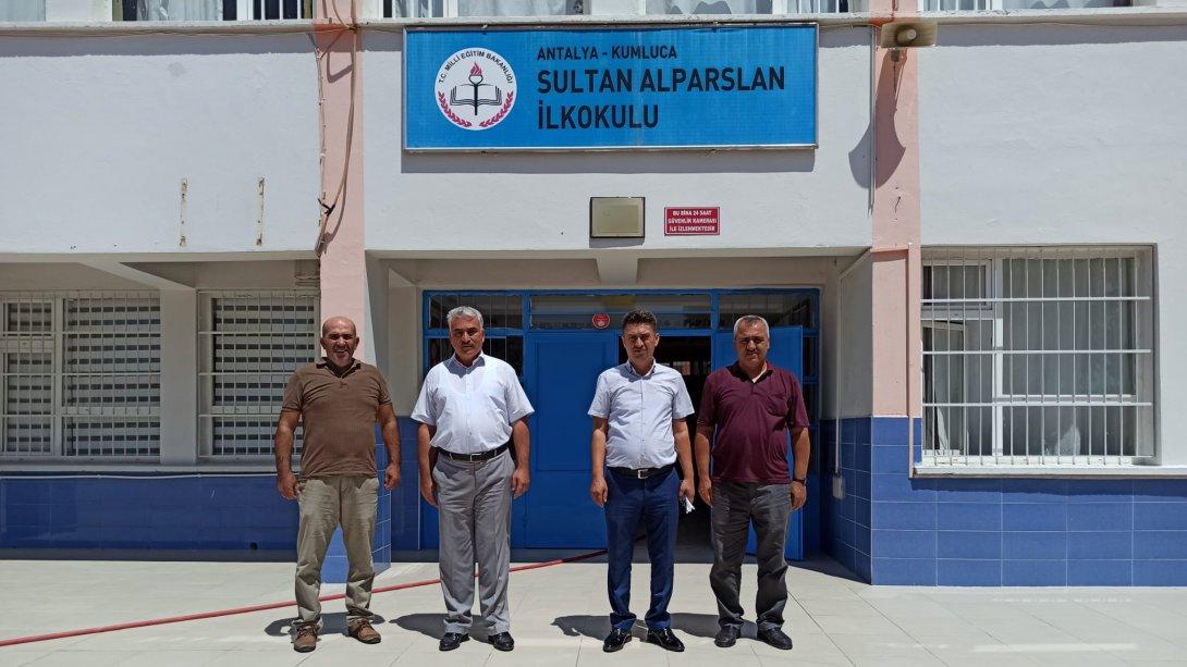 İlçe Millî Eğitim Müdürümüz Mustafa Aktaş Okul Ziyaretlerine Devam Ediyor.